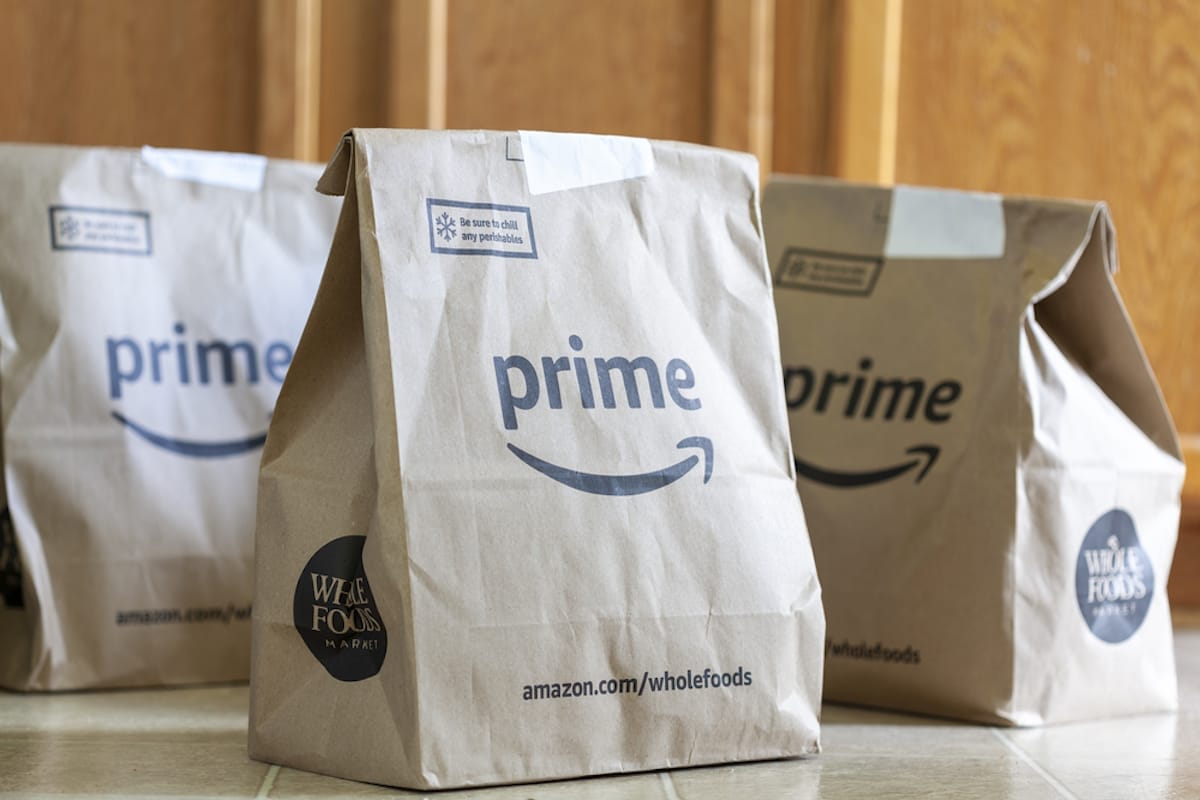 Amazon teste la livraison de courses alimentaires auprès de ses abonnés Prime.